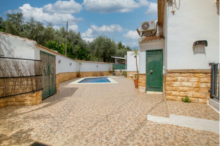 Swimming pool — Villa Vilo holiday house, Mondrón (Periana)